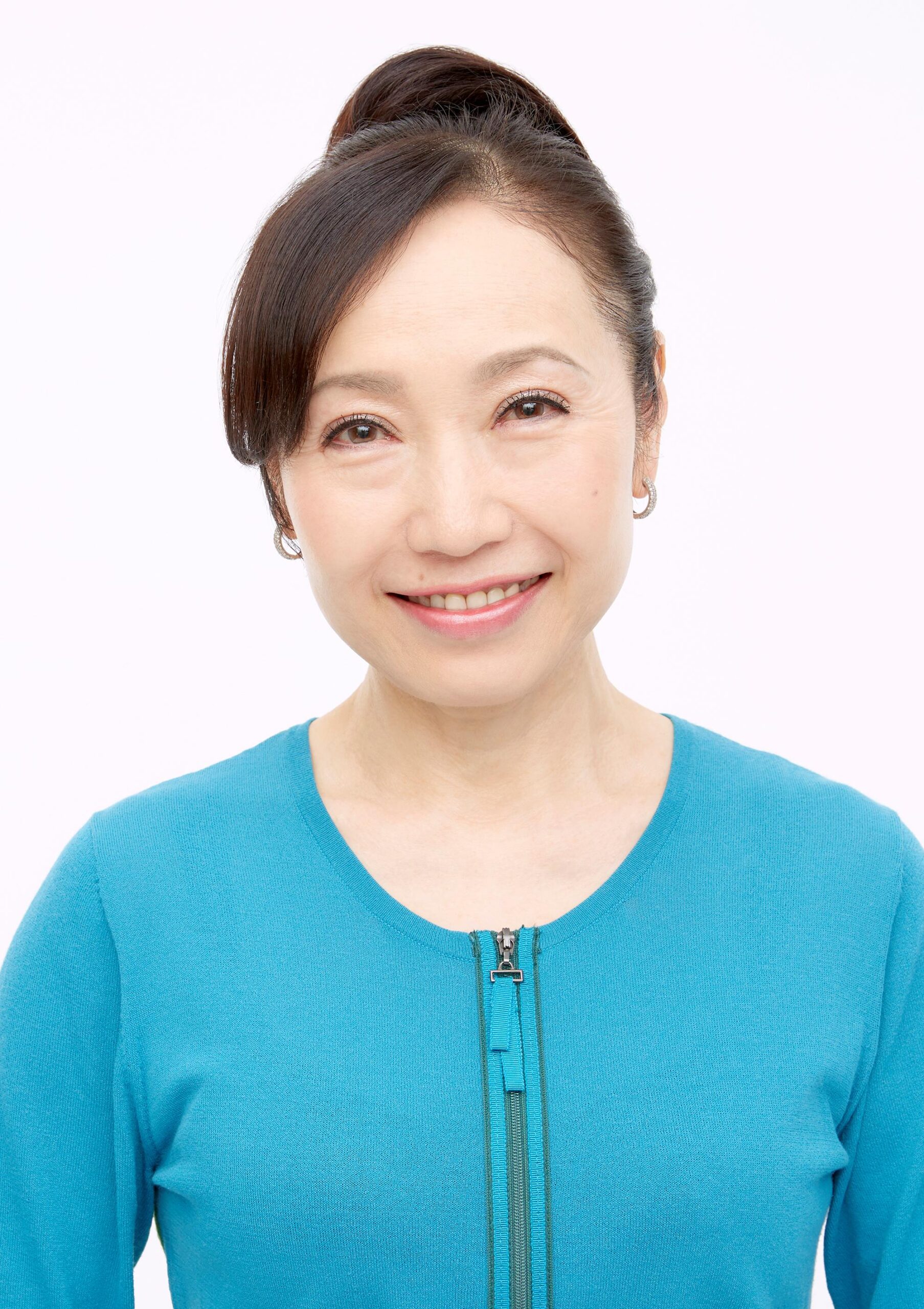 コナン 妃英理の声優は誰 年齢や年収も紹介 名探偵コナンnews